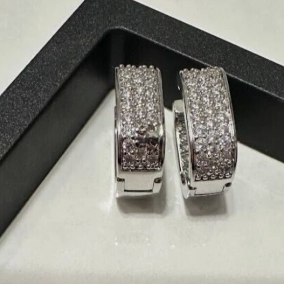 Square Hoop Earrings for Women Zirconia Earrings Dainty Jewelry for Women - Picture 5 of 5